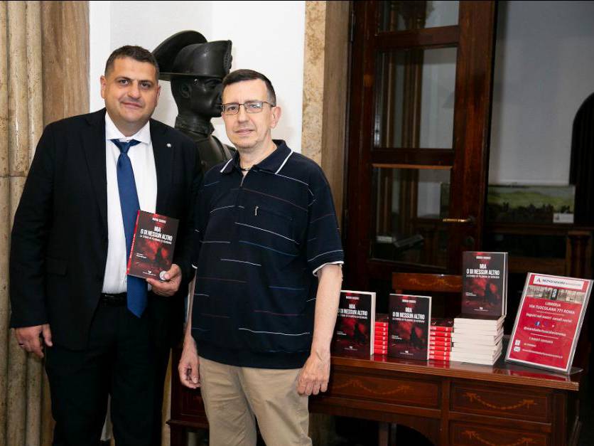 Con Mirko Giudici, giornalista e scrittore, alla presentazione di un suo libro al Museo Storico dei Carabinieri a Roma