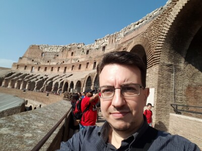 Dentro il Colosseo a Roma