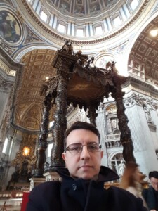 Dentro la Basilica di San Pietro, Roma