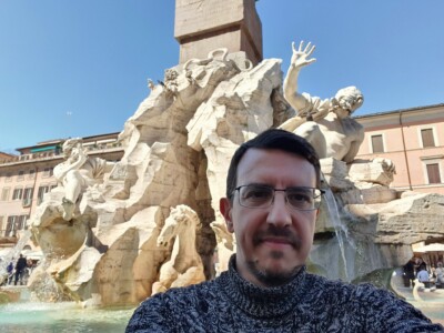 A Piazza Navona, Roma, davanti la Fontana dei Fiumi