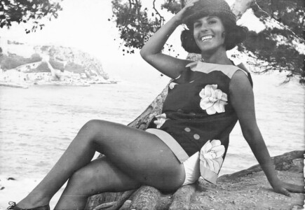 AnnaMariaChiccaGiovane01 AnnaMariaChiccaGiovane01