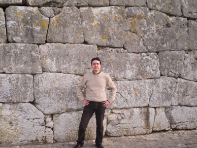 Davanti le mura ciclopiche di Alatri, prov. di Frosinone