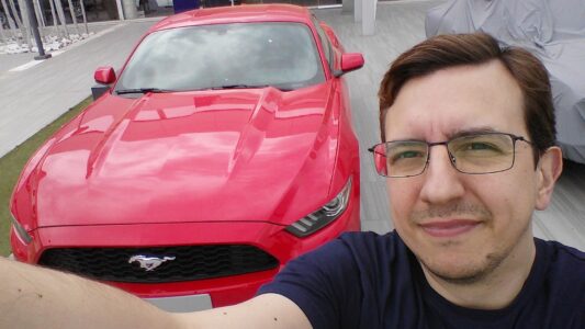 Alla Carpoint dove ho lavorato dal 2014 al 2016, al FordStore di Roma.